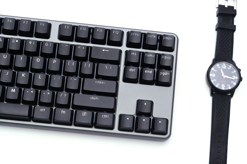 悦米机械键盘和小米游戏键盘,小米键盘对比悦米键盘