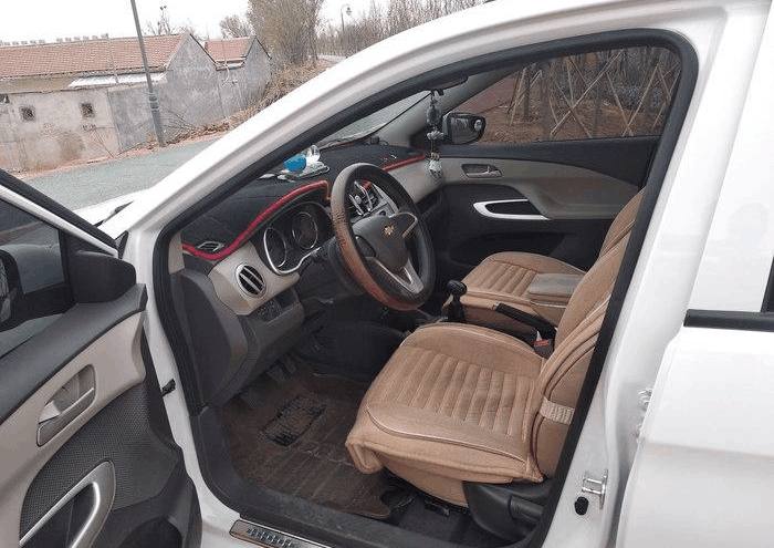 4千多的赛欧值得买吗,赛欧车的优点和缺点