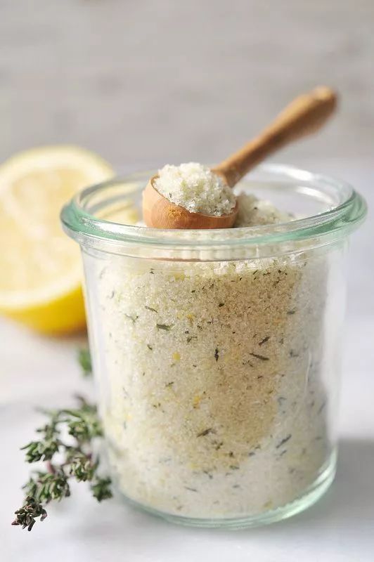 蚊虫叮咬止痒擦药视频,蚊虫咬了怎么消肿止痒用什么药