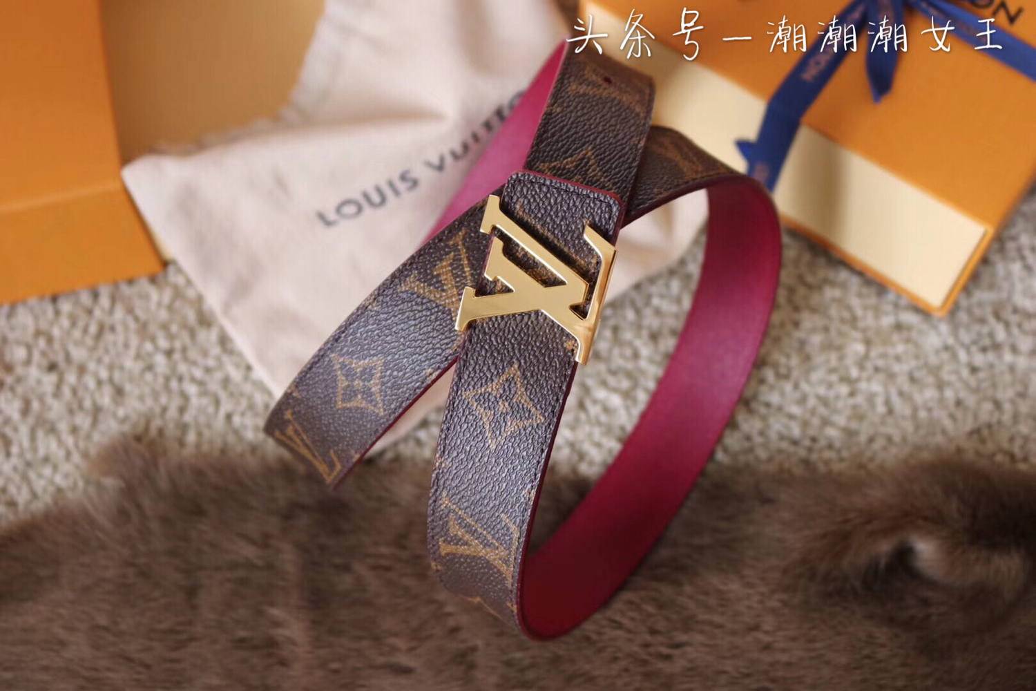 lv女款皮带里面是什么颜色,lv男士经典老花单面皮带