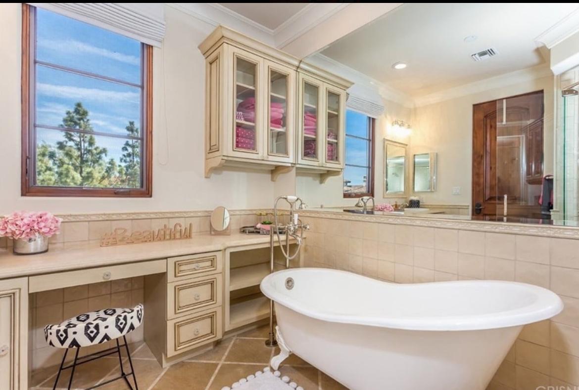 保罗落地价,保罗下家豪宅