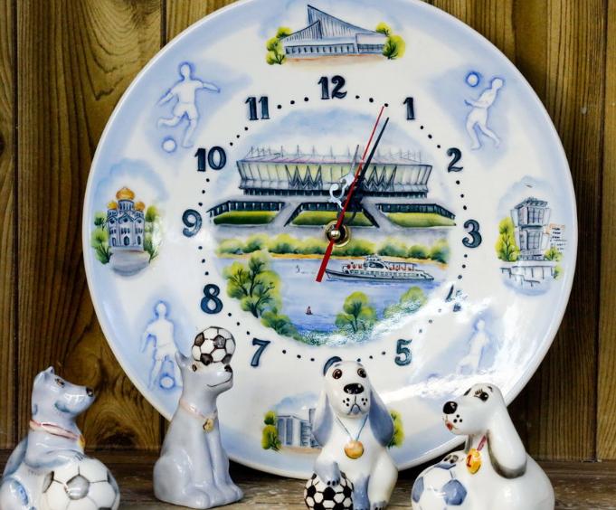 世界杯陶瓷纪念品,俄罗斯世界杯吉祥物摆件