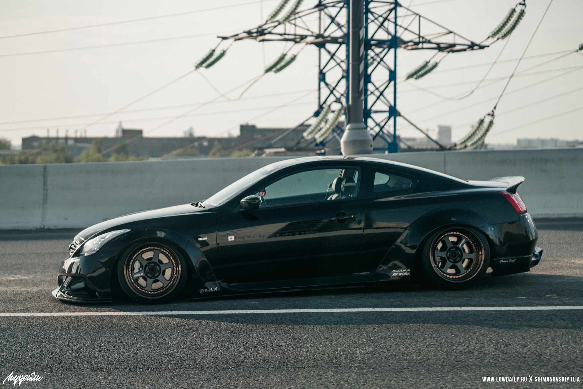 英菲尼迪g37小改,英菲尼迪g37升级高清屏幕