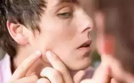 男五官变好看的技巧,男生五官不好看怎么办