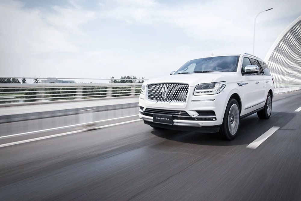 全新林肯领航员试驾视频,全尺寸suv课代表试驾林肯领航员