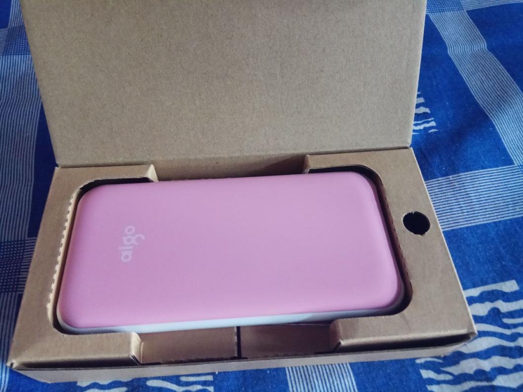 爱国者充电宝a10s测评,爱国者tf100是快充充电宝吗