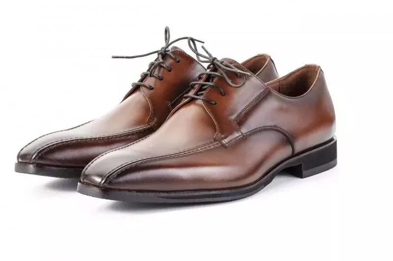 放假是什么？不存在的！最全男鞋分类送给你！