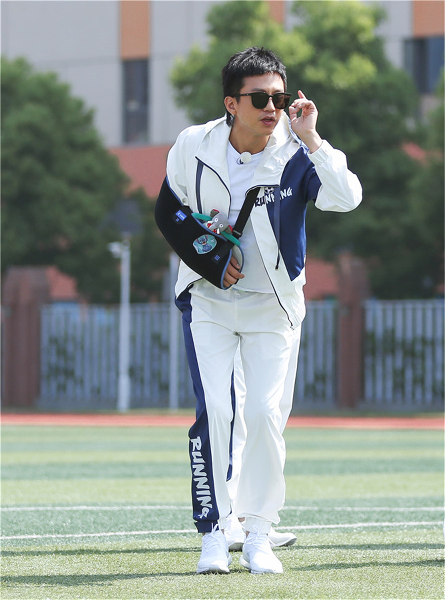 邓超奔跑吧保卫黄河,邓超奔跑吧引体向上