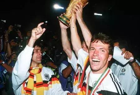 李伯清喊你来成都看画,李伯清谈世界杯足球赛