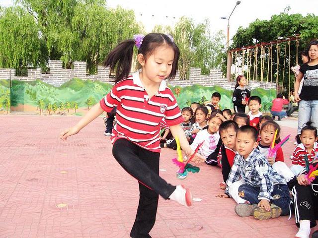 六一回忆一下小时候的游戏,回忆童年时农村孩子玩过的游戏