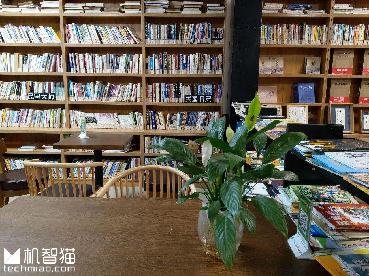 htcu12+与u11+的区别,htcu12+后面有什么