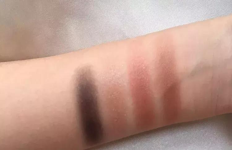 三草两木眼影懒人眼影,夏日眼影盘推荐2021