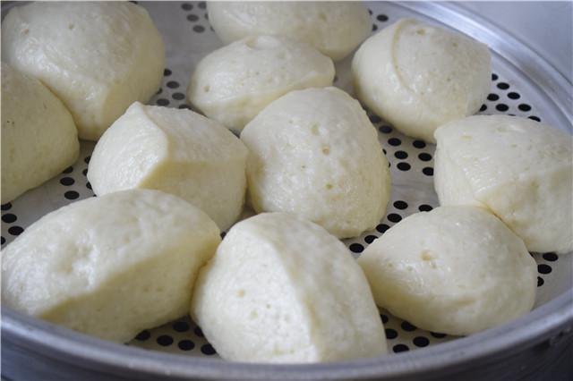 农民春耕怕干旱又怕雨水多,农民怕耕田