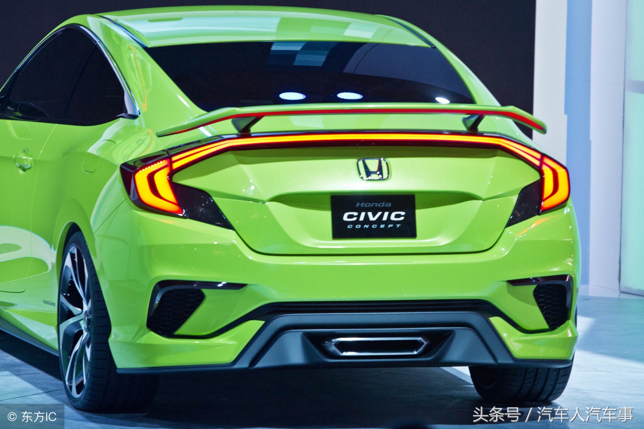 本田思域19款220turbo手动劲动版,本田思域1.5t豪华版落地多少钱