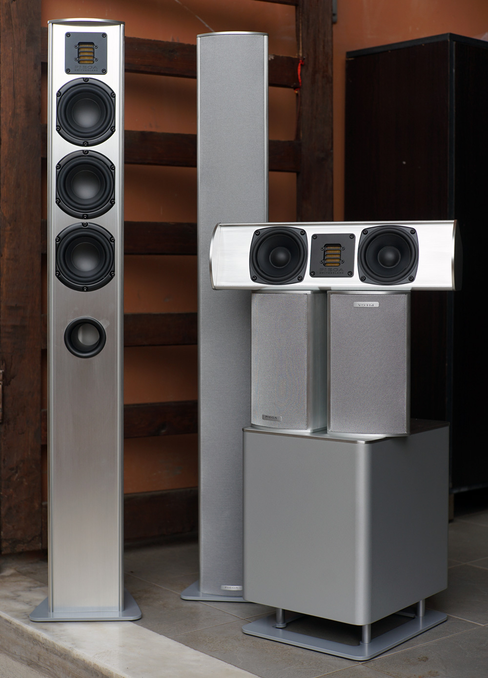 bose与jbl家庭影院对比,bose与索尼家庭影院音质差距