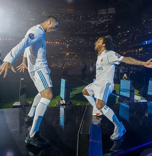 事了拂衣去,只留下传说,现在就是C罗离开皇马的最好时机了