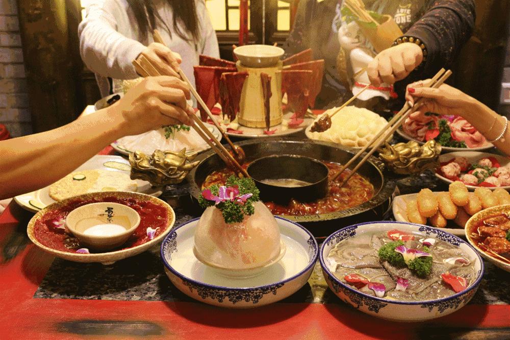 美食攻略吃货必备成都,成都美食最佳攻略