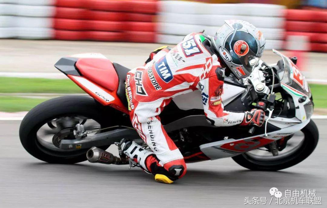 十大入门级小排量赛车,十万左右仿赛车型推荐