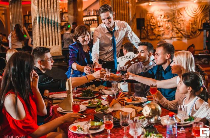 世界杯给小费,去俄罗斯看世界杯花销多少