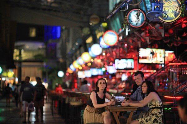 想去泰国旅游买什么东西,喜欢去泰国旅游是什么心理