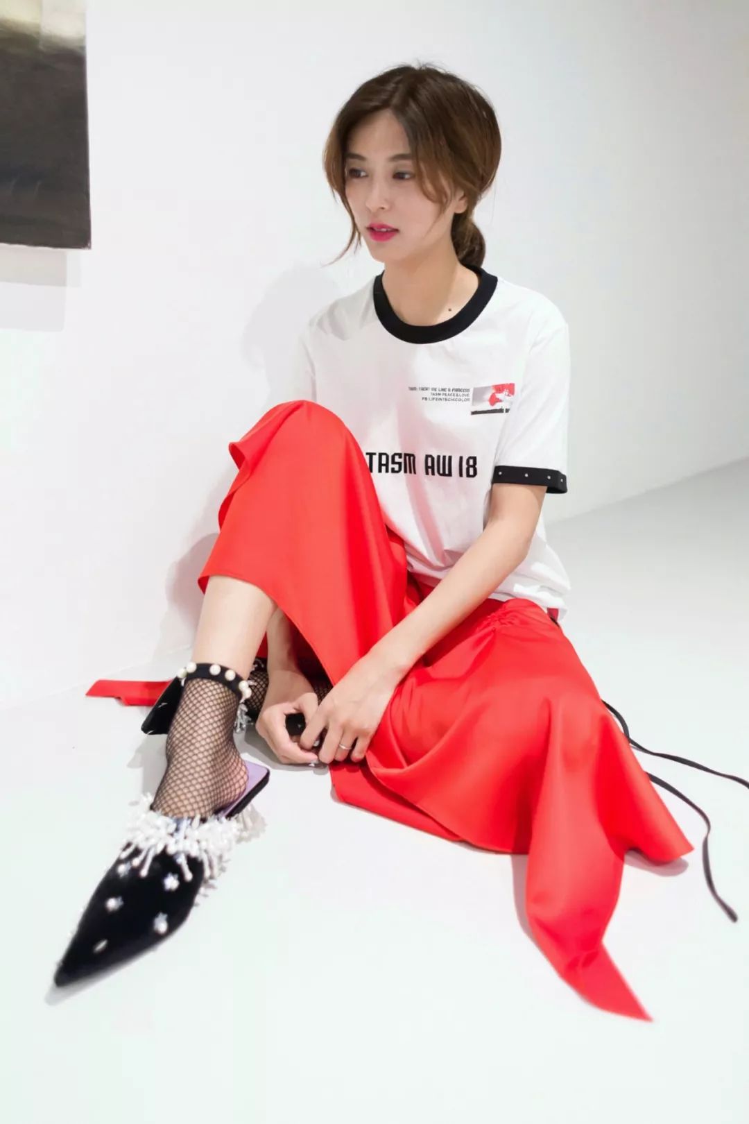 白t的正确穿法视频,白t的100种穿法