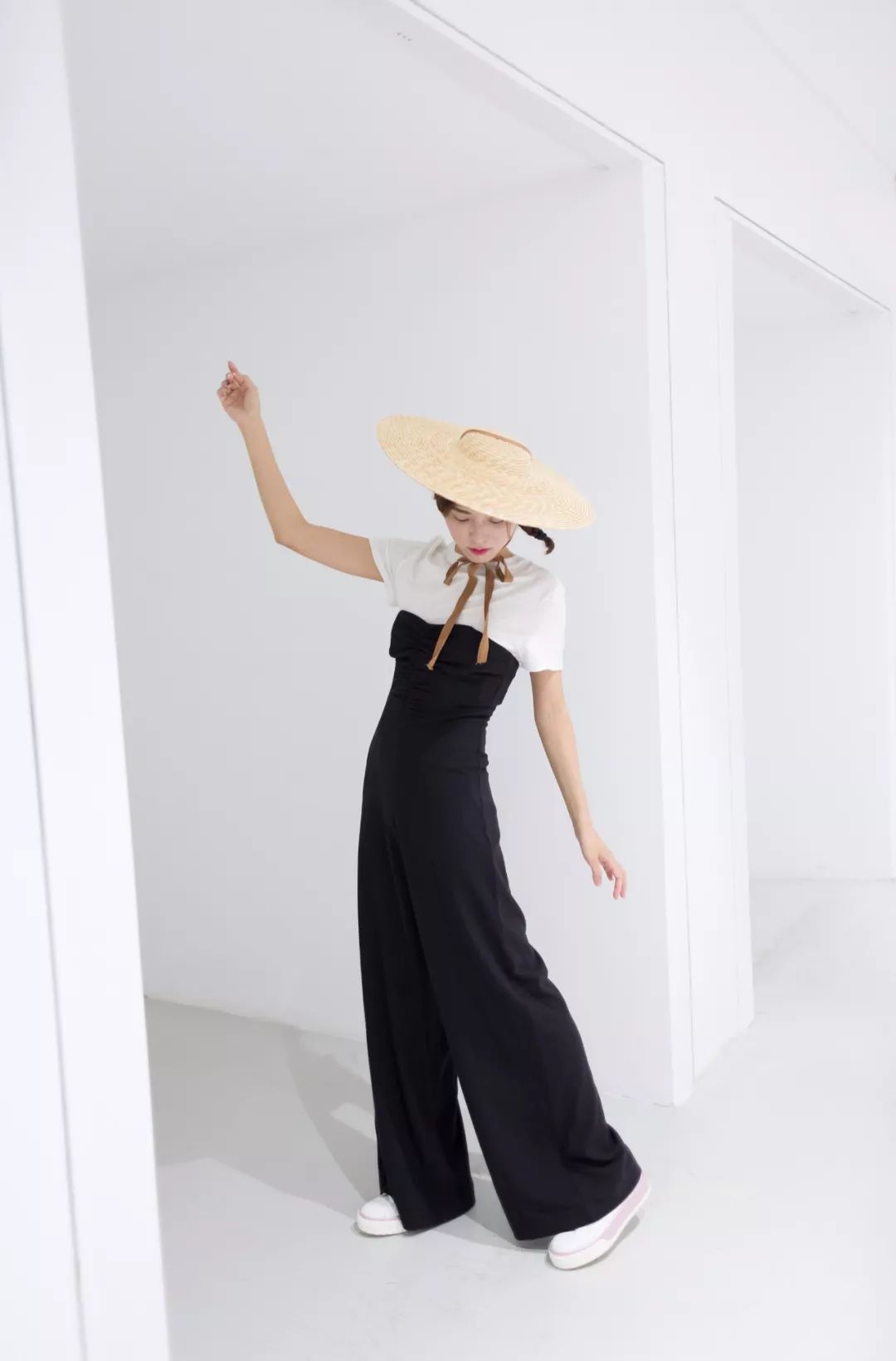 白t的正确穿法视频,白t的100种穿法