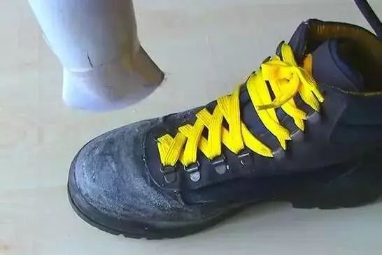 衣服鞋子速干办法图解大全,阴天鞋子速干小技巧