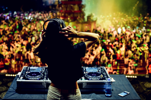 锦绣中华泼水狂欢节,锦绣中华泼水节夜场什么时候结束