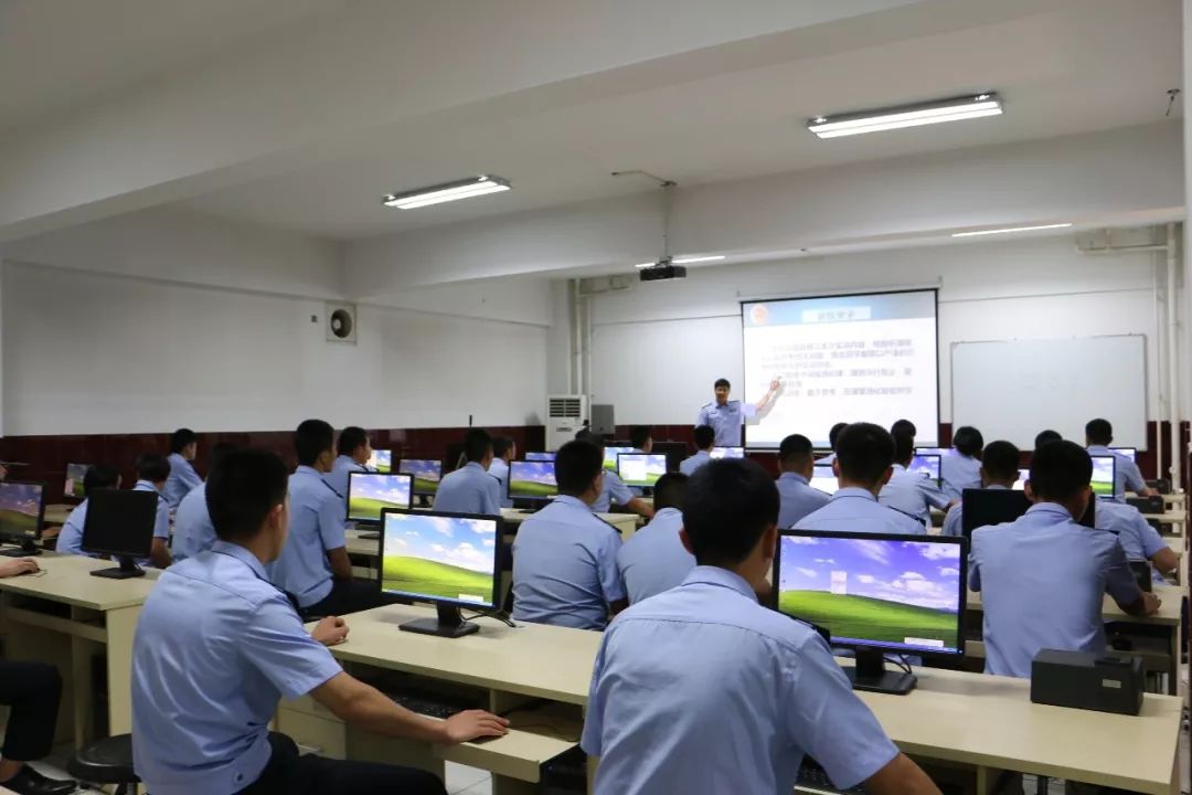 河北公安警察职业学院2018年招生简章公布！今年计划招生610人！