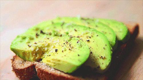 牛油果背后的残忍真相,牛油果第一次进入中国