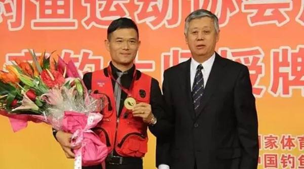 现如今钓鱼界十大垂钓高手,中国公认钓鱼高手有哪些