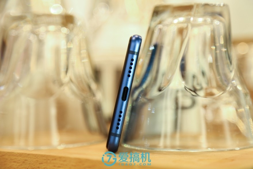 小米8se红色屏幕,小米8se红屏