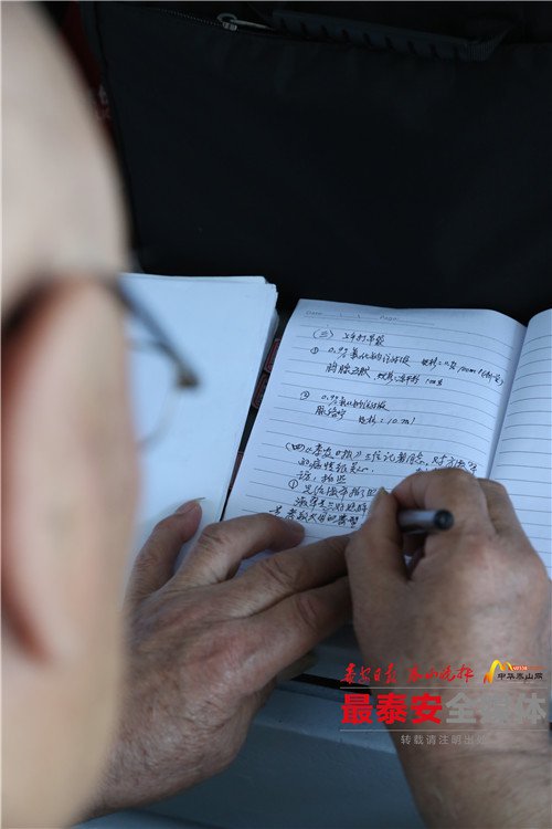 总有一张照片打动你,总有一张照片感动你