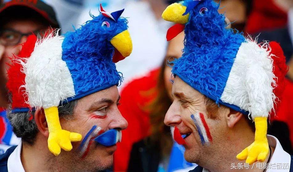 足球拯救了凯撒,足球拯救了世界