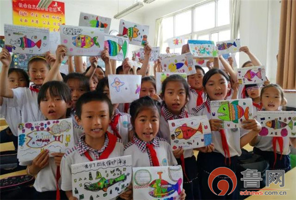 小手拉大手美丽海洋我行动——崂山区东韩小学护海小志愿者在行动