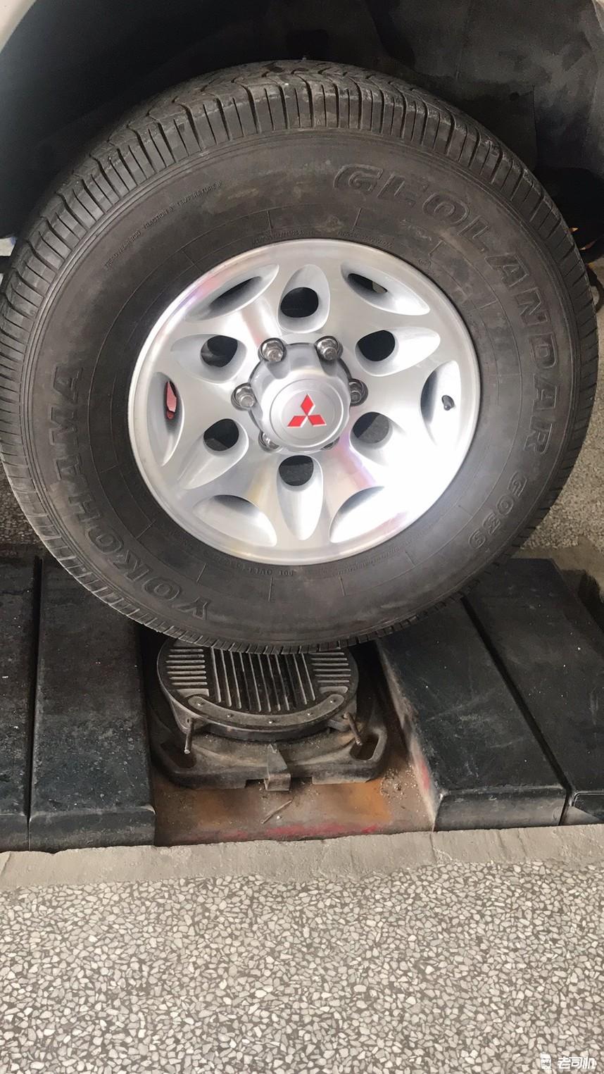 三菱越野最新款车型报价及图片,三菱硬派