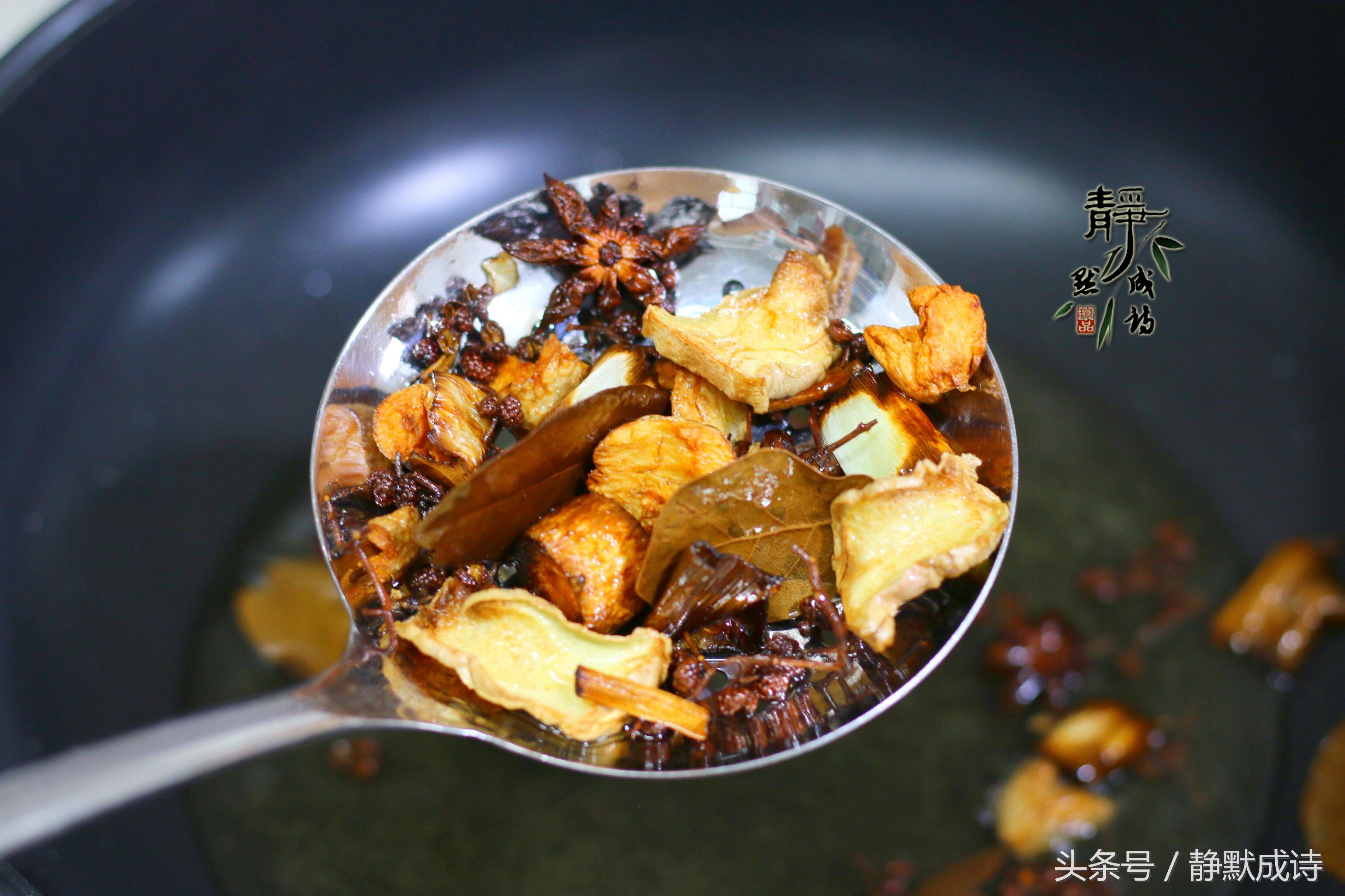 不辣的红油怎么做才香又红,怎么做不辣的红油