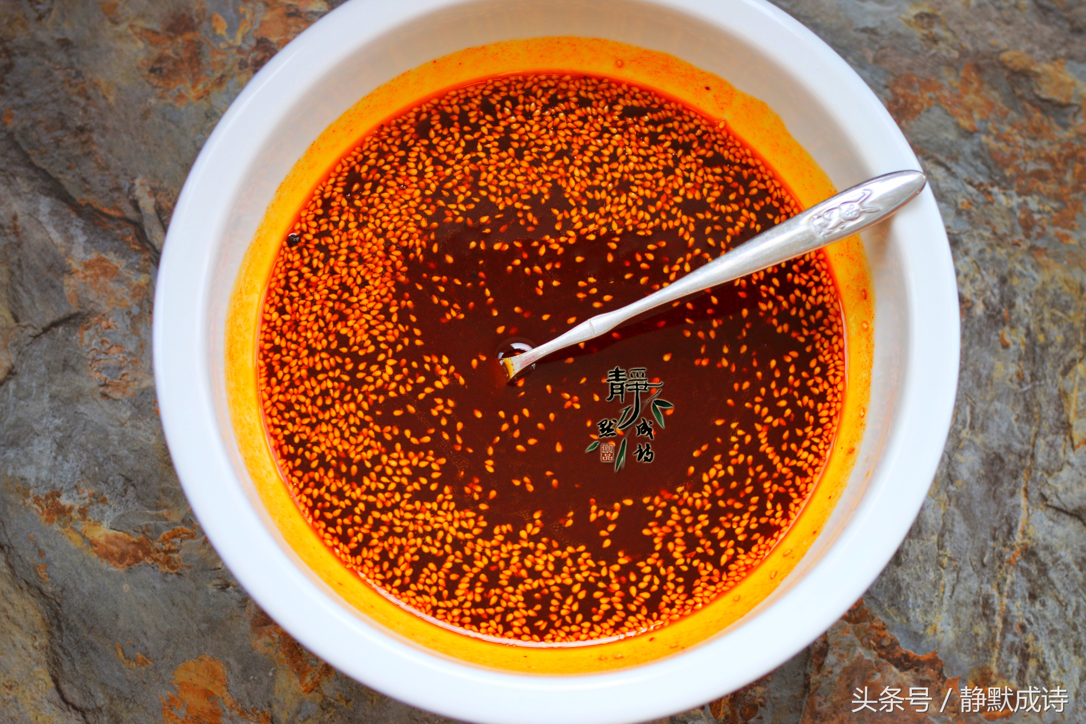 不辣的红油怎么做才香又红,怎么做不辣的红油