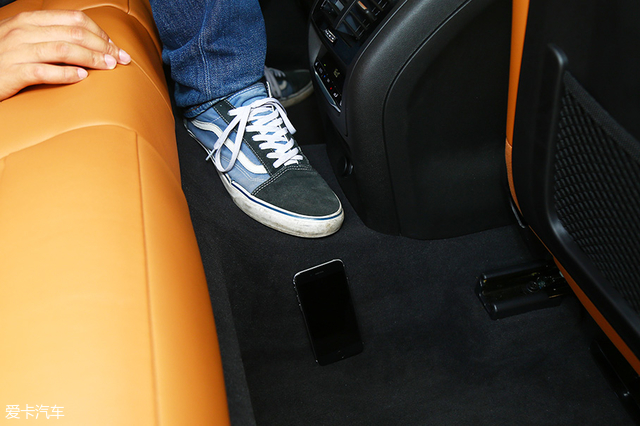 王闯试驾华晨宝马x3,不带l的轿车