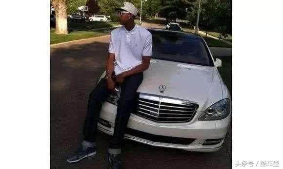 看nba的大佬们,看nba的豪车