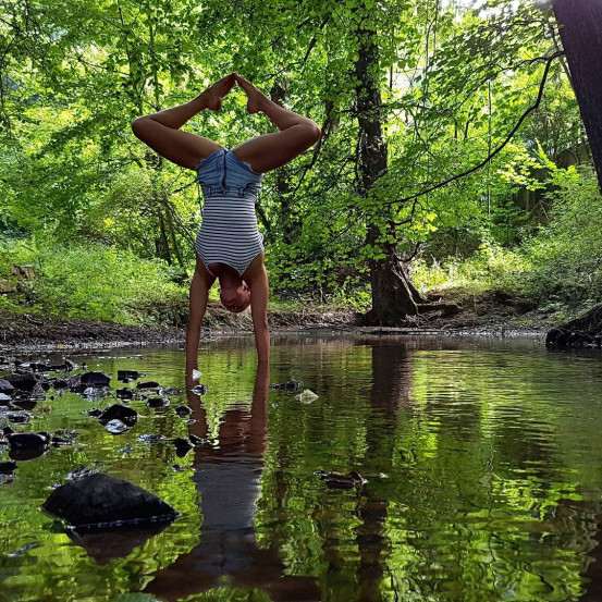 锻炼收腹提臀的标准动作,提臀护腰动作