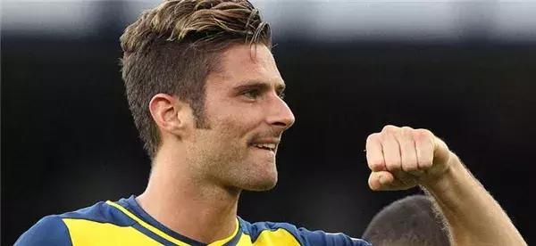 从姐弟恋到保姆上位世界杯球星背后的女人都不简单