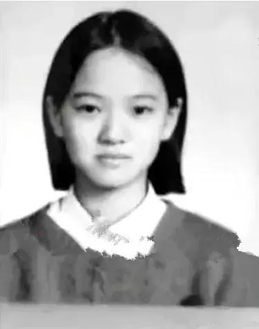 深夜怒怼直男癌的她，却日常被吐槽戏多矫情玻璃心？