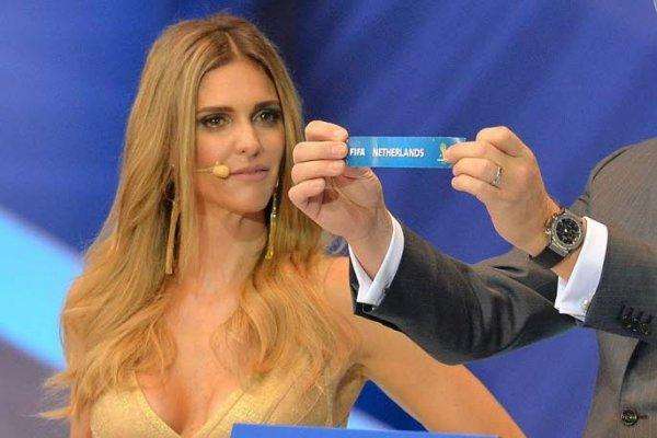 比世界杯还精彩的足球比赛,世界杯赛场高颜值女球迷惊艳镜头
