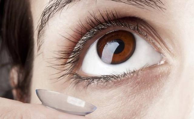 眼睛最喜欢的是什么东西,眼睛最喜欢的三个动作