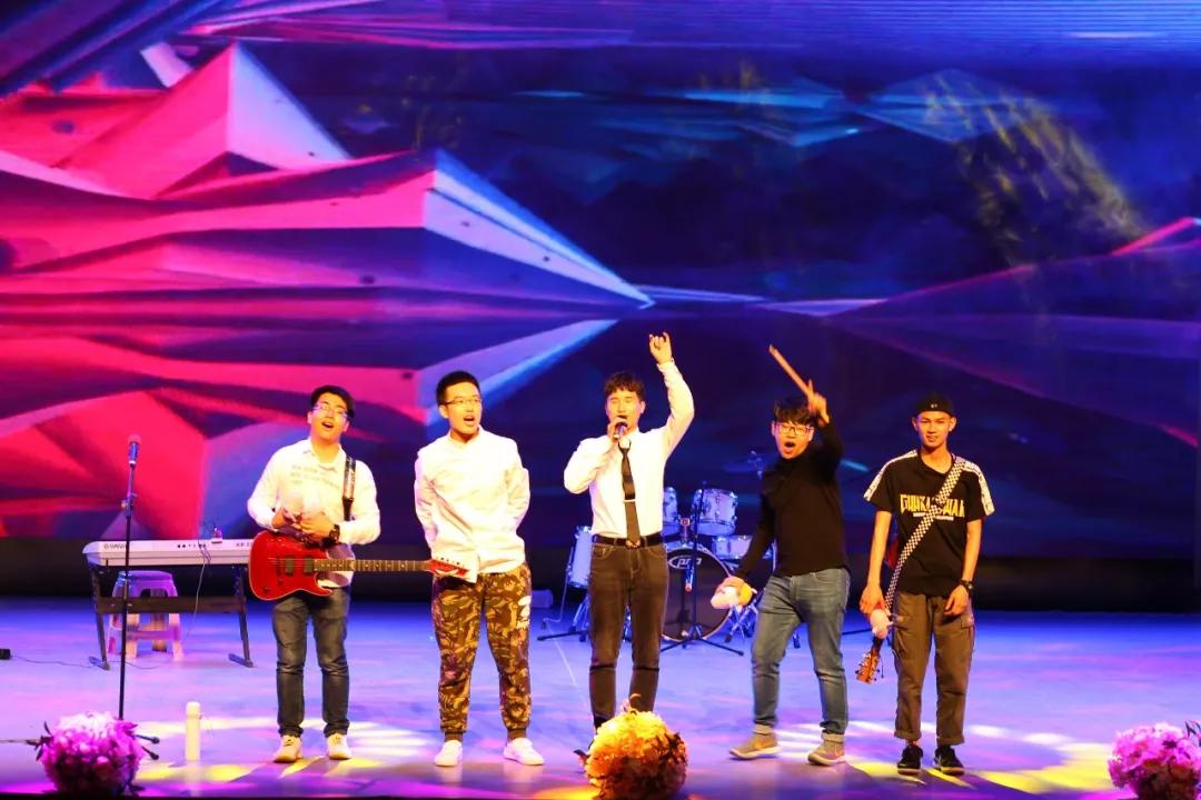 「毕业季」沈阳药科大学制药工程学院81期毕业汇演大放送