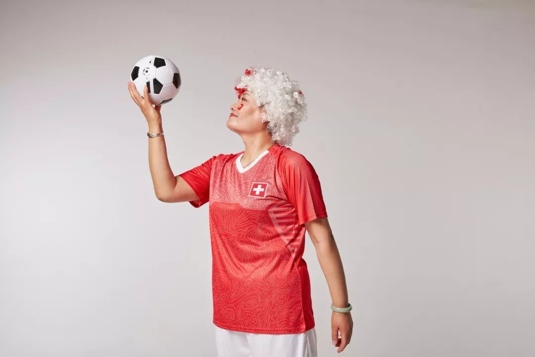 中国大妈世界杯包场,俄罗斯足球世界杯中国大妈