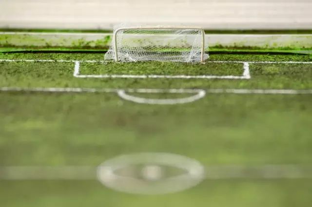 总有人要赢但为什么不是我的英文,总有人要赢为什么不能是你呢壁纸