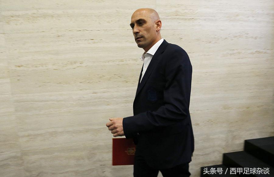 世界杯早报最新消息,世界杯一球定输赢绝杀时刻