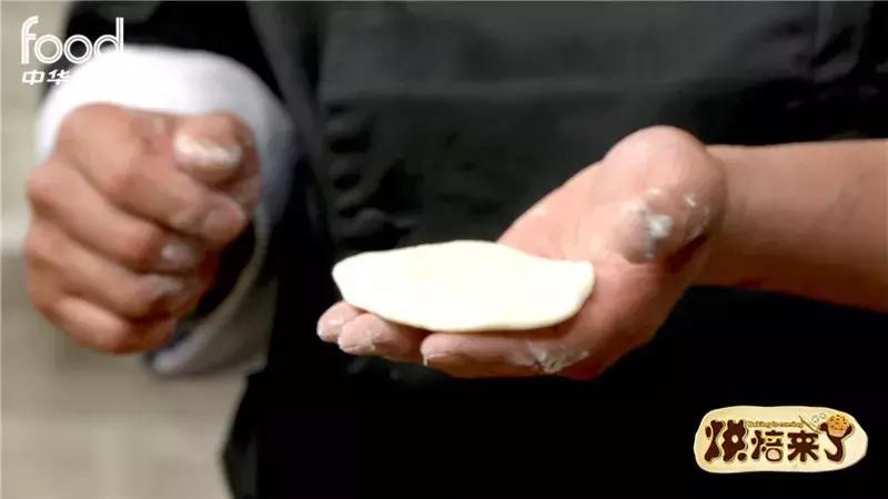 烘焙来了流沙奶黄包,奶黄包零失败配方外皮蓬松暄软